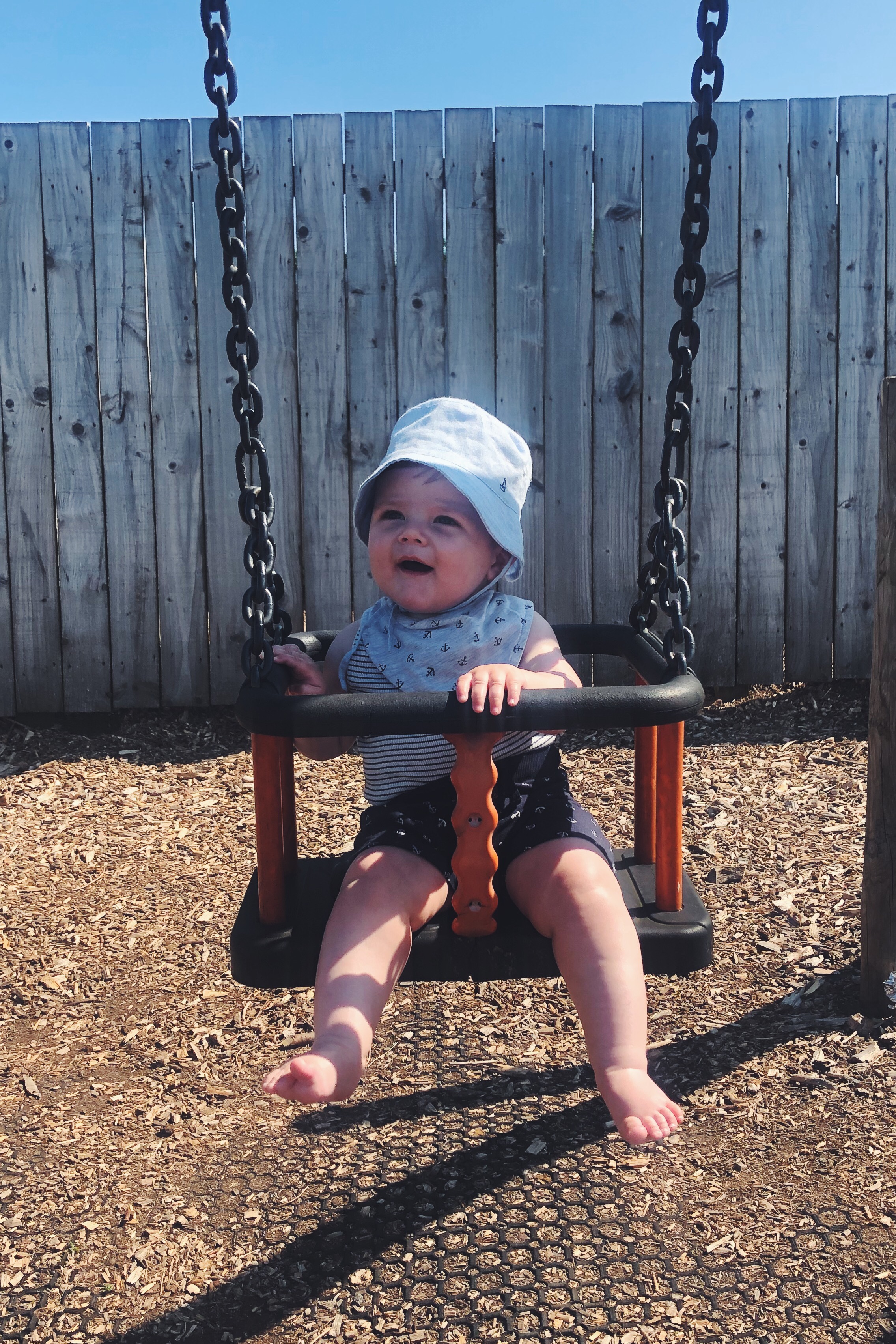 Baby swing 