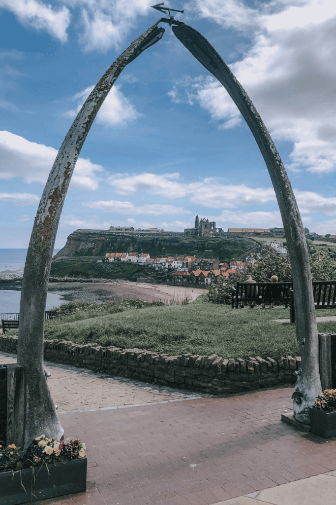 whalebone arch in Whitby